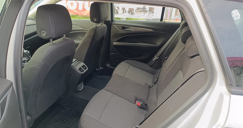 Opel Insignia cena 68900 przebieg: 117000, rok produkcji 2019 z Chełm małe 667
